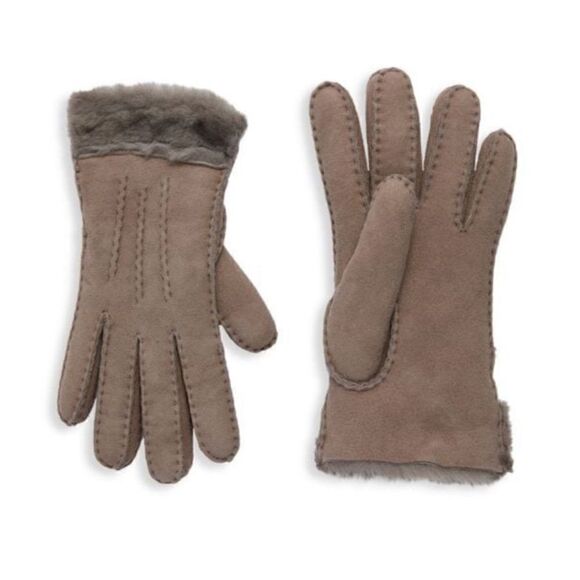 NWT  UGG  gloves - Picture 1 of 5